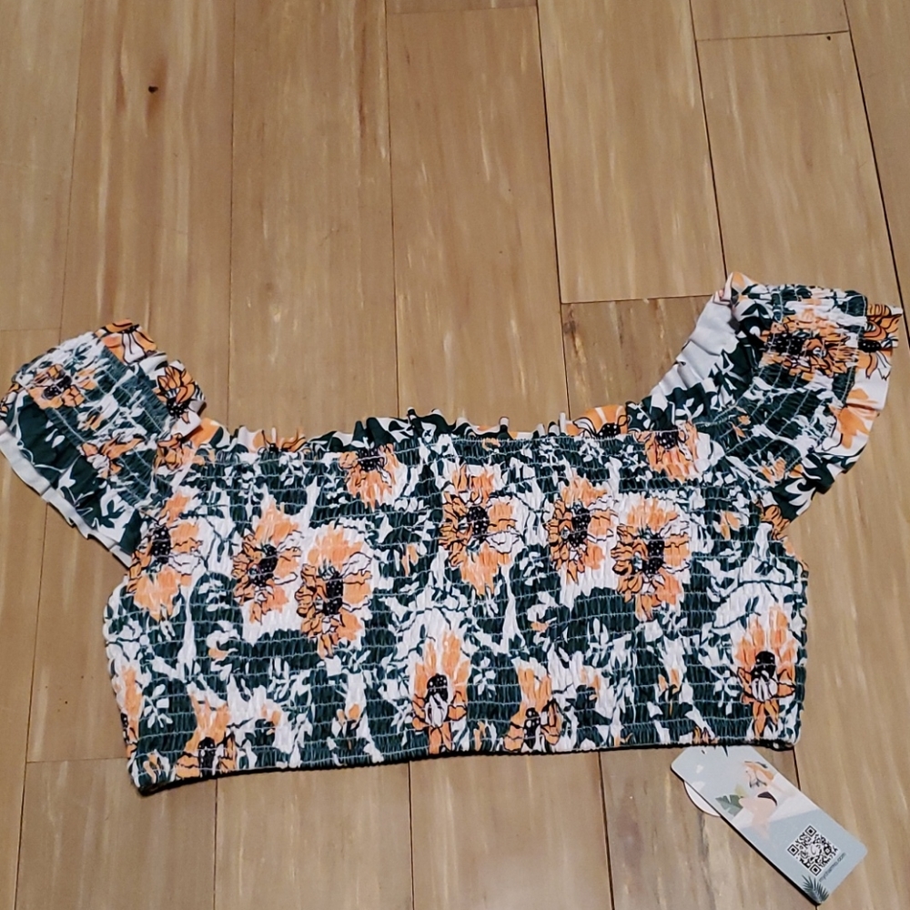 NWT XL Floral Swimsuit Top